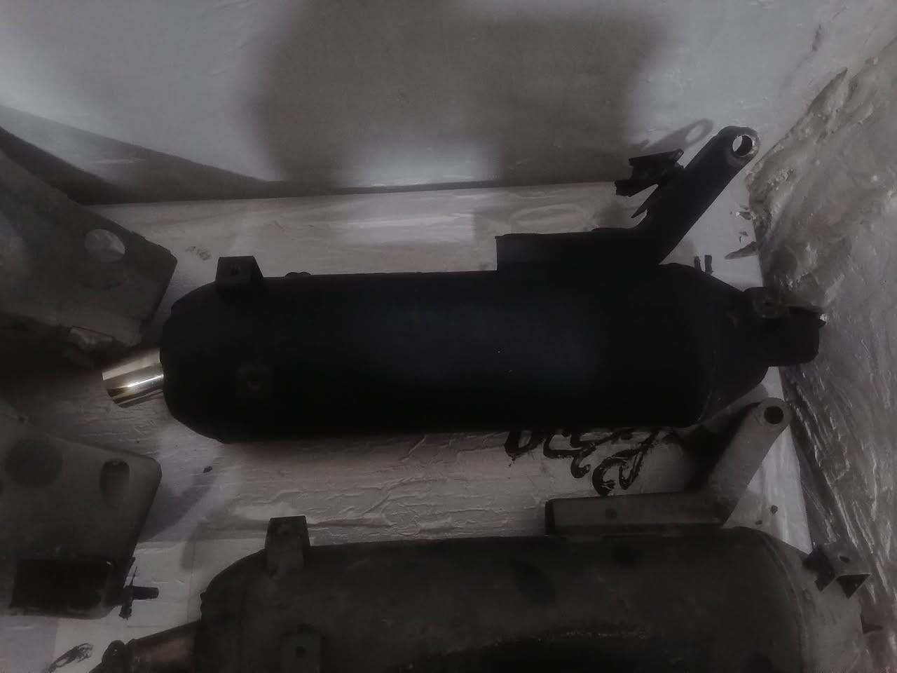 غراض فراشه القطعه ١٠ الف المكان نجف الرقم ***********
