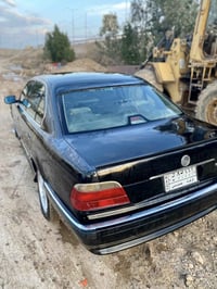 بي ام خفاش • ١٩٩٧ • V8