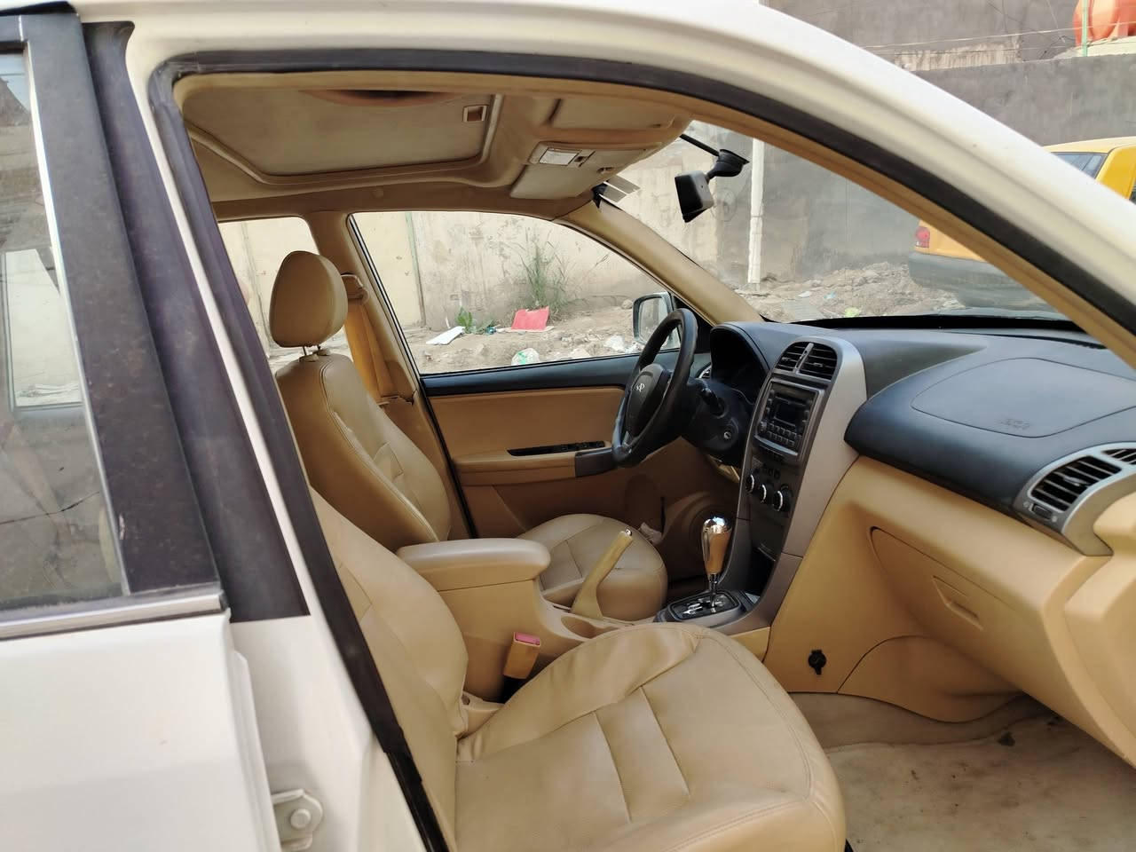 شيري تيكو موديل 2013مكفوله من الضربه التبديل لاتصال على رقم ***********
