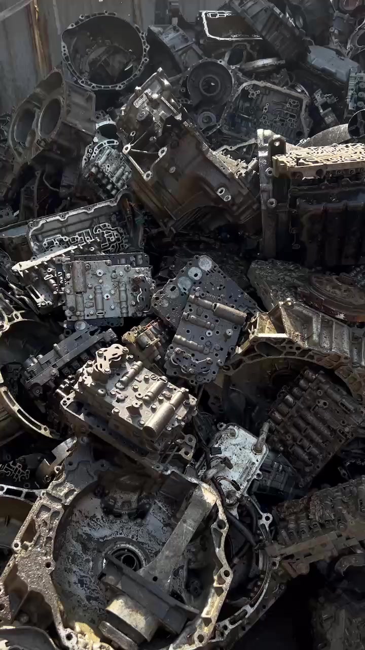 على بركة الله نسحب النحاس والثقيل والخفيف والسيكولا قوطية نضيفةوجميع الملفات
