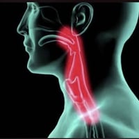 دكتور رياض • أنف أذن حنجرة • الطارميه شارع الشهداء