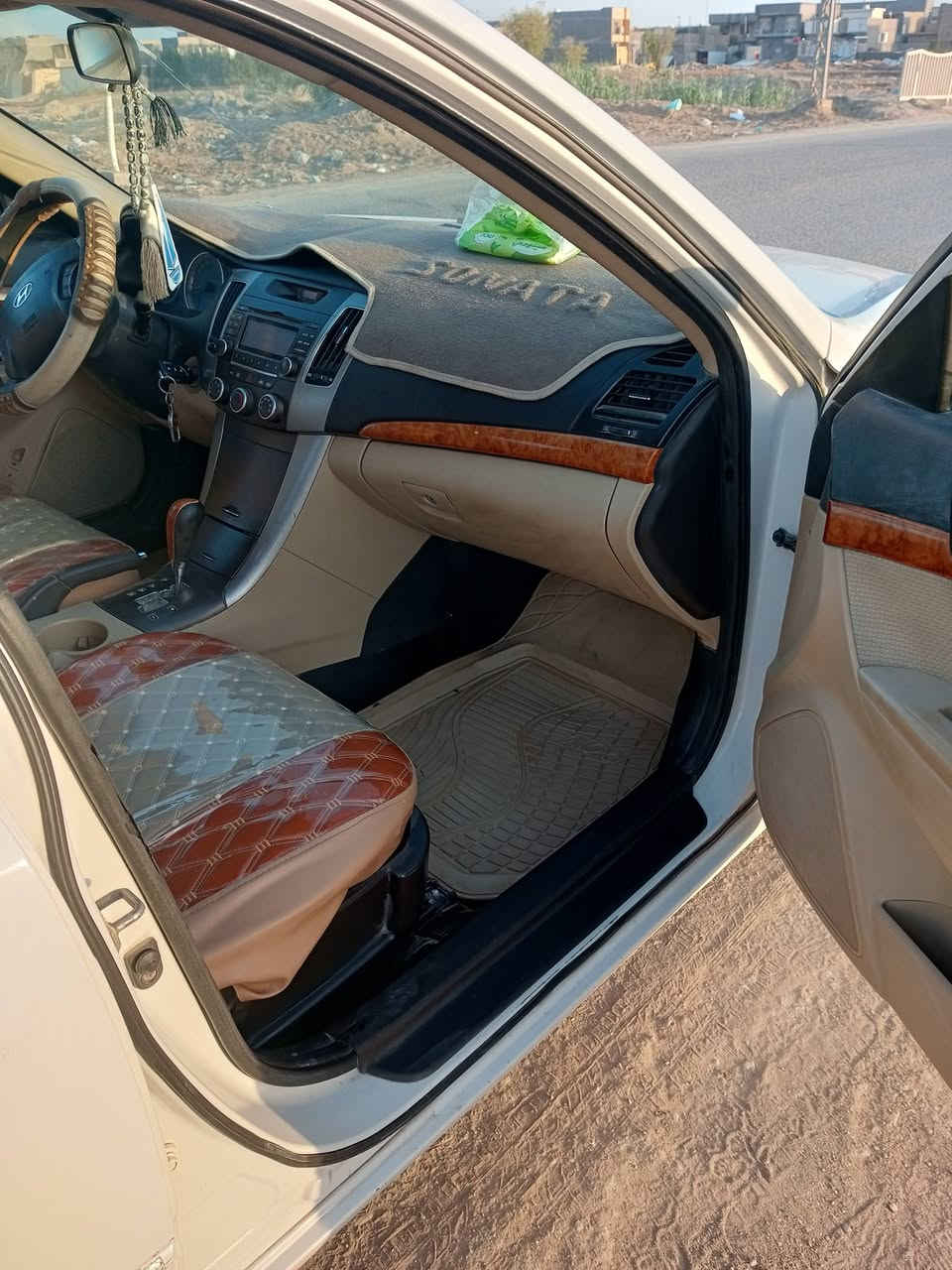 سيارة سوناتا خليجي موديل ٢٠١١ الشكل القديم المقدس محرك ٢٠٠٠ مكفول كير محرك حدادية تخم تاير رقم كربلاء السيارة بسمي بيه سونار السعر خاص
رقم الهاتف ***********
