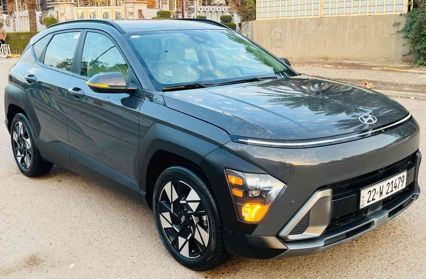 السلام عليكم
هونداي كونا وارد امريكي موديل(2024 )  
 ترقيم جديد اربيل وكاله تحويل مضمون 100‎%‎
ترقيم جديد هزه السيارة 100‎%‎ 
 حادث السيارة بسيط جدا شبر بلبنيد وشبر بلجاملغ باقي السيارة كفاله عامة السيارة جديدة بمعنا الكلمه
( ماشية 29 الف مشي امريكا فقط )
ليبل واحد بدون فتح بدون تبديل
""مواصفات Sel
(داخل ابيض)
بصمة تشغيل . بصمة ابواب . بصمة صندوك
هندبريك بصمه
كشنات كهرباء 
تبريد قتعتين خلفي
تبريد لمس بيانو منفصل حار بارد
ويلكب جبير فراشة 
محرك 2000 دوش
منافذ typse
مصابيح LED أمامية.
مصابيح LED خلفية.
اشاير مري 
رادار امامي مانع تصادم
رادار بلمري نفطه عمياء 
تحديد مسار 
رادار خلفي تنبيه عبور + بريك ذاتي
نظامي  Android Auto و Apple CarPlay.
شاشة جبيرة متصله كار بلي 
تشغيل عن بعد
لايتات امامية عدسات زنون
السيارة كامله مكمله كتلوكات الشركة ارضيارت الشركة
دهن فلاتر كله جديد مابي نقص
العنوان بغداد /
استفسار *********** وتساب
