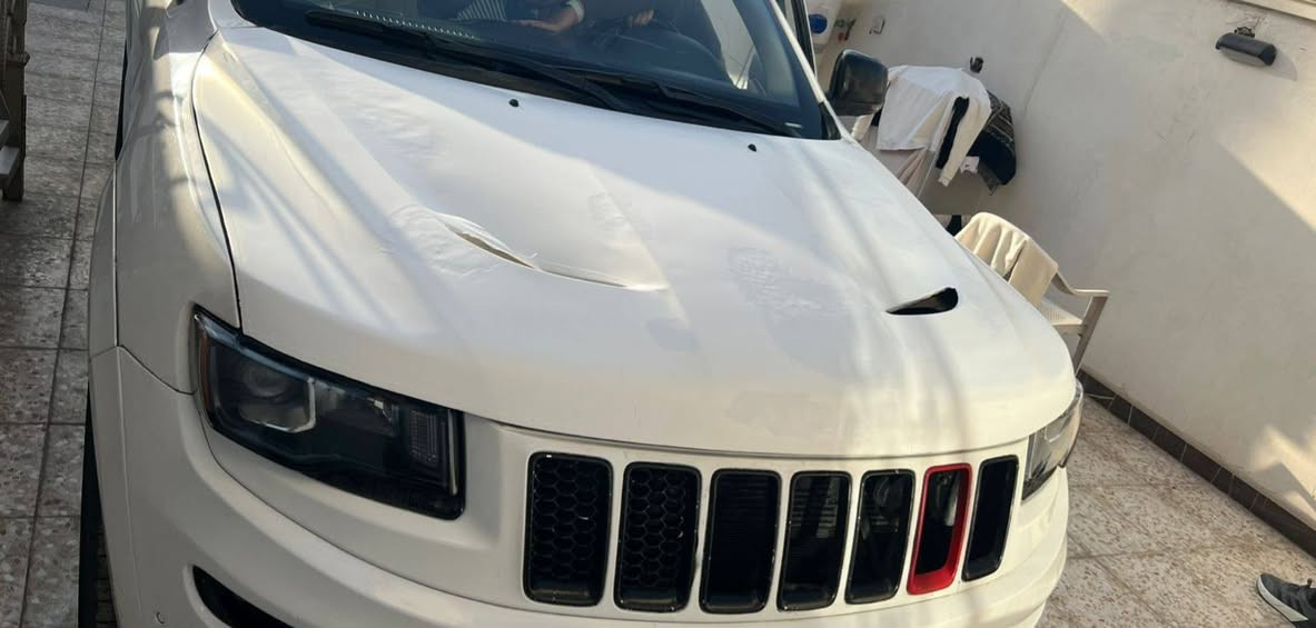 سلام عليكم جيب 2015 حادثه جاملغ وبنيد بأمريكا وبيه صبغ حزام بلعراق فول بنراما رقم بغداد تريد تحويل أو وكاله بالخدمة كير مكينه مكفولات صدر امامي خلفي جديد تبريد نقص غاز سعر 145  بيه مجال حك الجيه رقم الهاتف ***********
