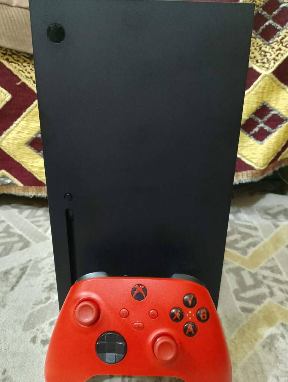 اكس بوكس سريس اكس
الحاله : لا مفتوح ولا مصلح 
حجم الهارد :  تيرا (1000) كيكا
النظافه : نفس صور
الملحقات : كامل ملحقات و جويستك  مع كيبلاته 
السعر : 610 الف اكو توصيل مجاني


**إذا كنت صاحب هذا الإعلان وتريد حذفه لأي سبب، رجاءا أرسل رسالة إلى الدعم الفني**