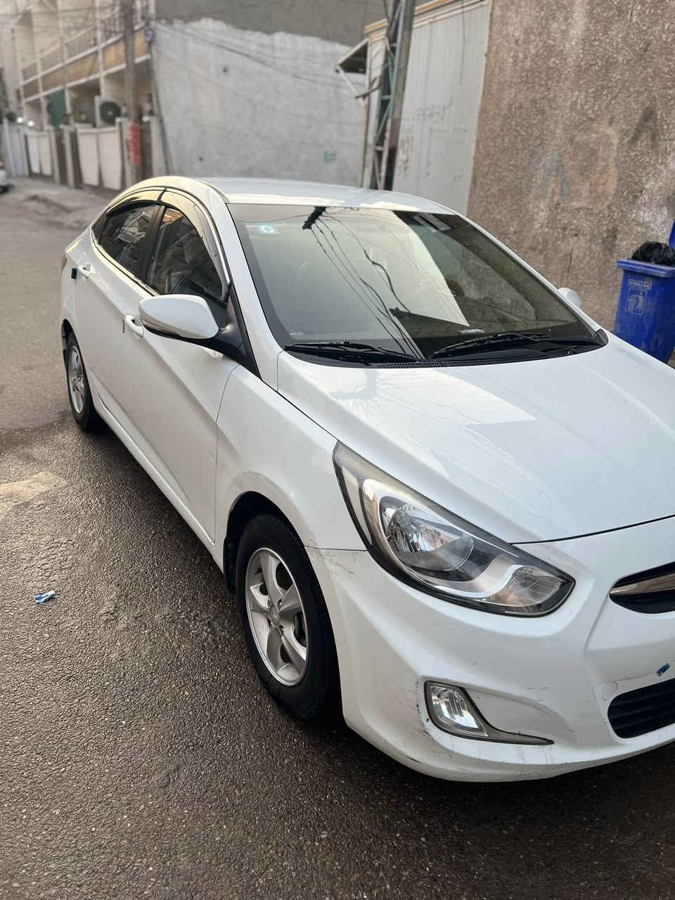 سلام عليكم للبيع اكسنت  Hyundai Accent
موديل 2014 خليجي 

محرك ١٦٠٠ دبل قطره مرغوب 

شاشه 

كامره 

تحكم ستيرن 

السياره بدون صبغ فقط الدعاميات 

ماشيه 201

رقم بغداد 

السعر 105 بي مجال بسيط للشراي 

مكان السياره بغداد البياع 

الاستفسار 

‭0772 775 5224‬

