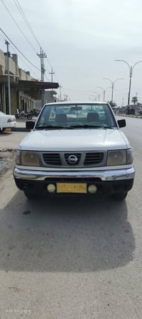 شبوط • ٢٠٠١ • تايرات جديدة