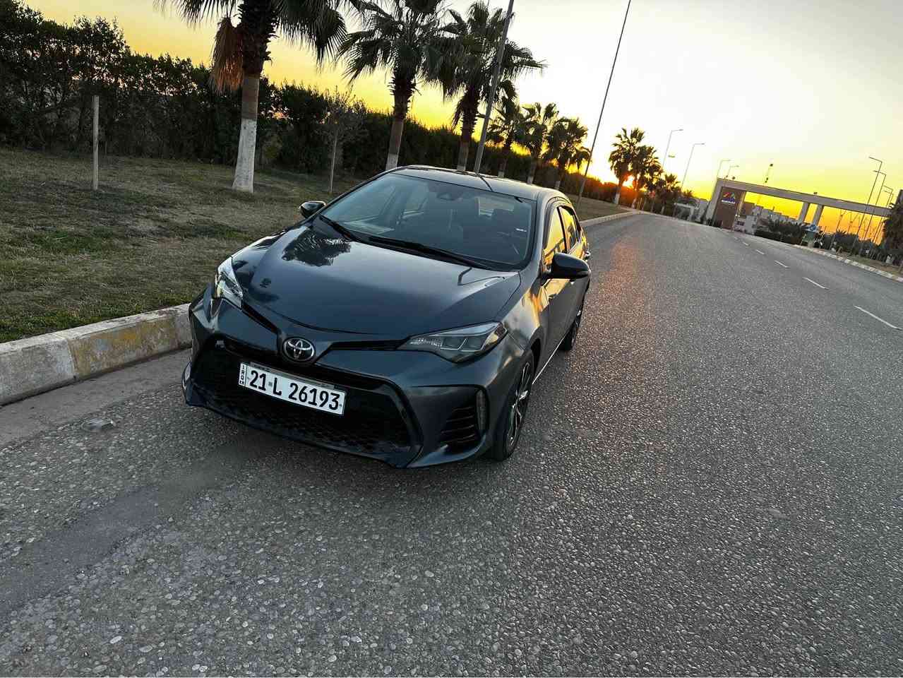 كورلا 2018 se جاملغ امامي جهة السايق مبدل بدون دواخل بدون ايرباك 
وباب خلف سايق مبدل بلادي 
اني مكلف بالنشر هذا رقم صاحب السياره ‭0770 932 2136‬
السعر 144 وبيها بسيط جداً كركوك, العراق
