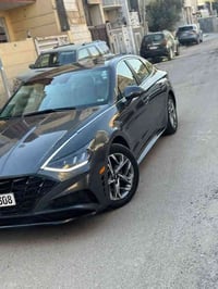 سوناتا  2023   محرك 2500  ماشيه 73 الف ميل مشي امريكه بالعراق ماشيه ال...