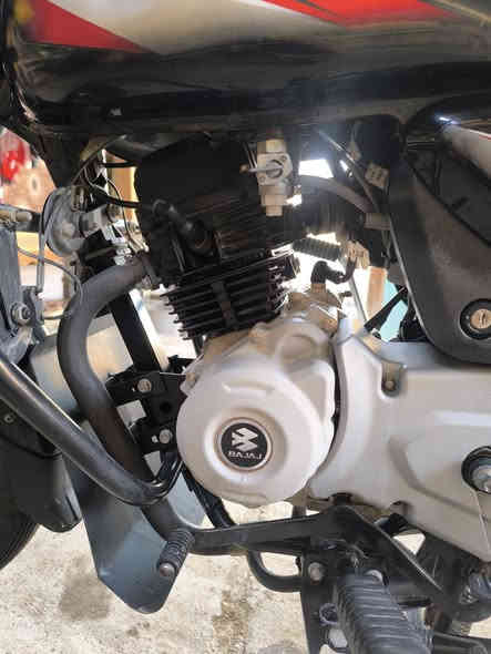 دراجه بوكسر رقم وسنوية بسمي موديل 22 داخله 23 نظيفه مامفتوحه مكاني بصره مناوي باشا السعر مليونين و250 بيها مجال بسيط للاستفسار ***********
