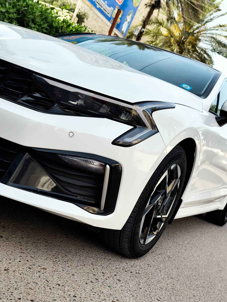 كيا k5 2025  خليجية ضمان الدولية بعد بيها ١٢ تبديلة دهن وفلتر مجانآ عالشركة جانت ١٦ تبديلة بدلت ٤مرات بقن ١٢ 
 فول بانوراما وجلد رقم بغداد ماشية ٢١ الف مكفولة من الصبغ والبارد والتكحيل 
١ـ بانوراما
٢-جلد 
٣ـ تبريد قطعتين بيانو لمس
٤-ويل ١٧
٥-مكينة ٢٥٠٠ سمارت ستريم بدون ادفانز نهائيآ
السعر ٢٢٠ وبيها مجال 
السيارة بأسمي تحويل ثاني يوم
*********** واتساب فقط
