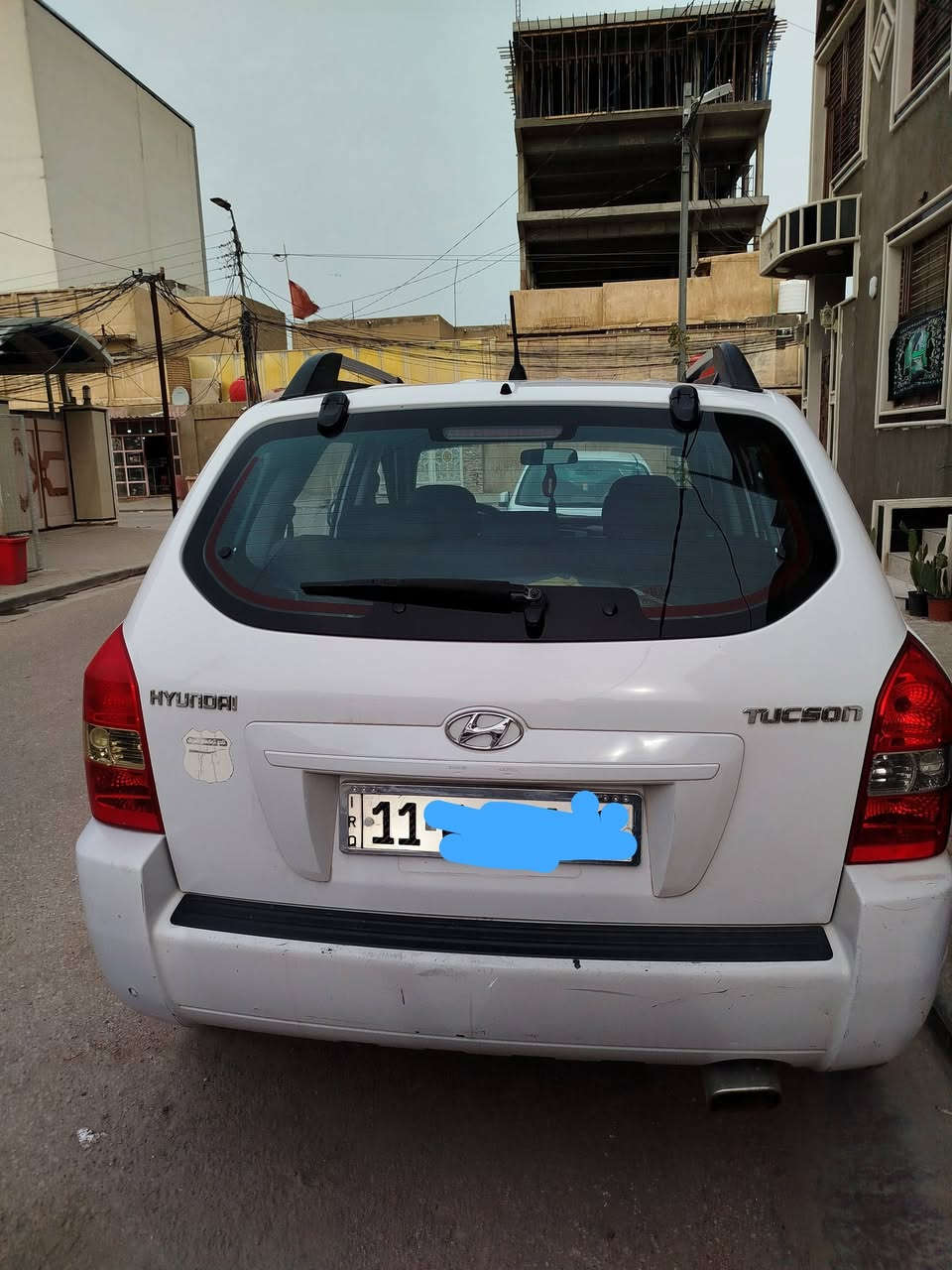 هونداي توسان وارد كوري بيضه بغداد مكفوله من الصبغ محرك 2000 ماشيه 165 الف بيهه سويجات 2 السياره باسمنه السعر 130 وبي مجال بسيط الرقم ***********
