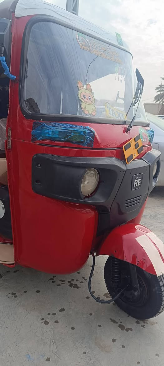 سلام عليكم تكتك ،2018 معمره جماليه مابيهه اي نقص سعرهه خمس ملايين رقم ديالى نكليزي ***********
