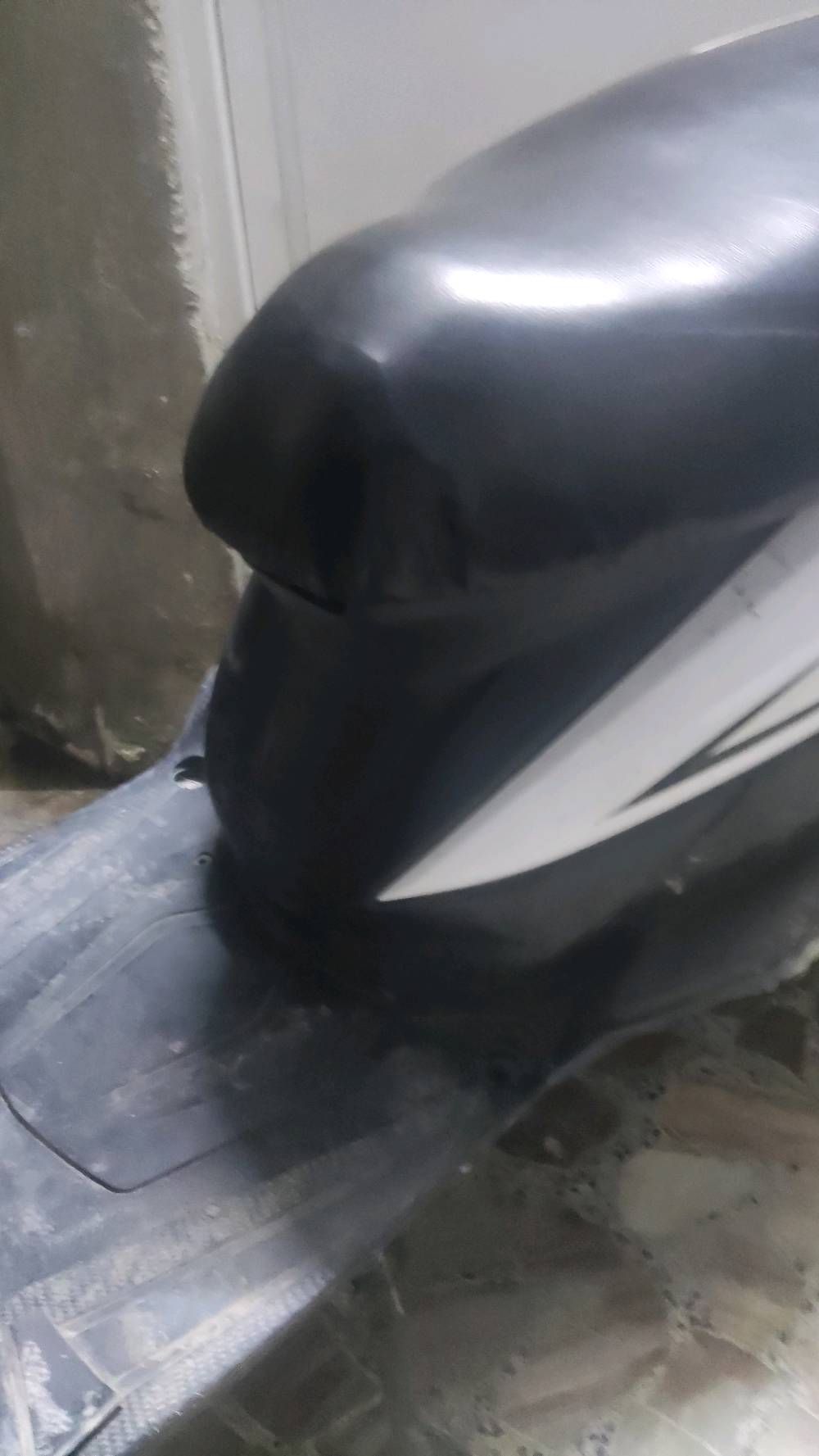 سكنس صيني 
250 وبيها مجال قليل 
مكاني بغداد 
رقمي ***********