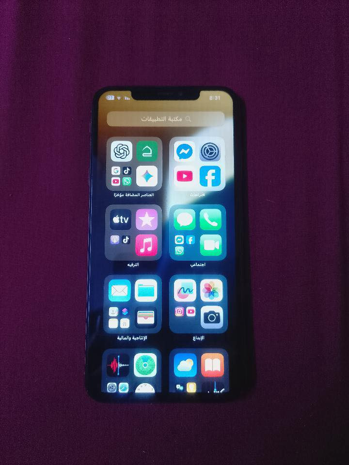 سلام عليكم
اكس أس ماكس
ذاكره256بطاريه ابلاديه 81
 جهاز مفول ونضيف كله شغال 
كامرات اتصال سيمكرت 
بصمه وجه 
زلغ مابي شاصي
مراوس او بيع مكاني بغداد مدينه الصدر
السعر190ومجال كلش قليل ***********
