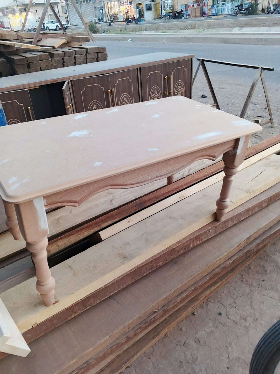 طبله وسطيه الخشب جاوي ماليزي السعر 100 الف 
***********
