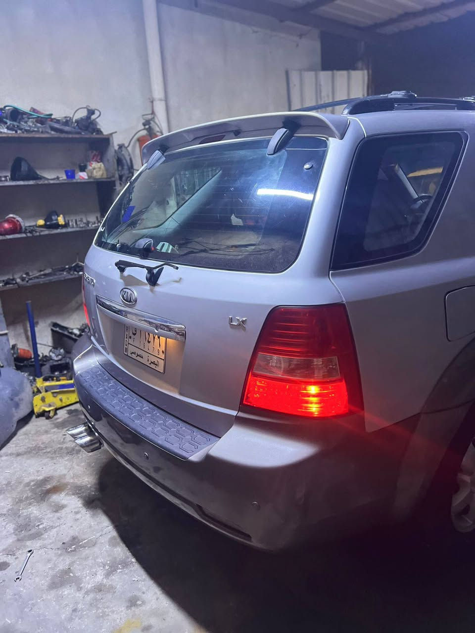 سلام عليكم كيه سورنتو مديل 2007.  خليجي  السياره. 
كفاله عامه من ضربه وتبديل ومكينه وكير وكهربايات. تبريد ثلج وتدفه   كلهن شقاله تايرات جدد السياره مصبوغه جماليه فقط اثر جراد الرقم بصره راعيها موجود تريد تحويل تريد وكاله سعر 85بيه مجال لشراي بخدمته العنوان البصره الجبيله القياده البحريه رقم الهاتف ***********
