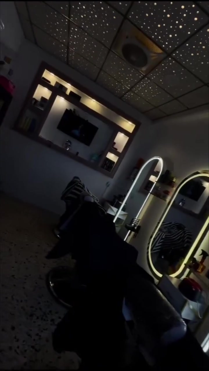 سلام عليكم

المحل بحاجه الى حلاقه✂️✂️✂️

العنوان حي البساتين —شارع الشيخ منهل—مقابل سنتر مهند للمبايلات 

***********

#الجميع
