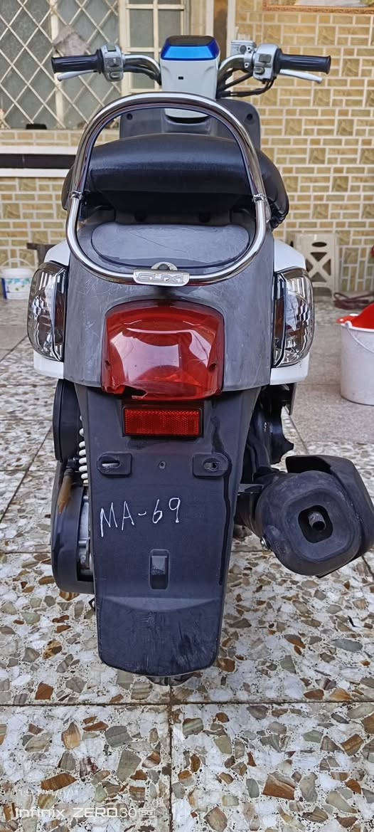 دراجه بوليس مسطره مكفوله كفاله عامه موديل 2011 مابيها اي نقص لعنوان كربلاء قضاء الهنديه ***********
