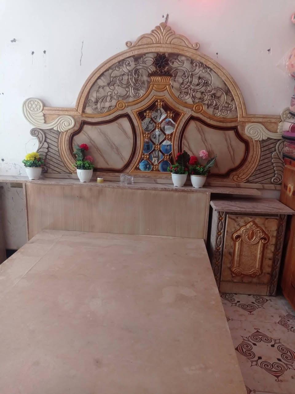 غرفه عراقي نوم نضيفه كلش للبيع سعره600 مناسب إتصال ع الرقم ***********
