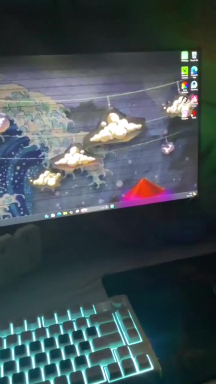 تجميعه pc مواصفات موجوده بلصوره
ملحقات كيبورد ماوس وميز وسماعه وساعه 
وشاشه 24 انج ومعدل هرتز 120 
شاشه وحده فقط 
مراوس بايفون أو بيع 
متواجد فقط واتساب ***********
