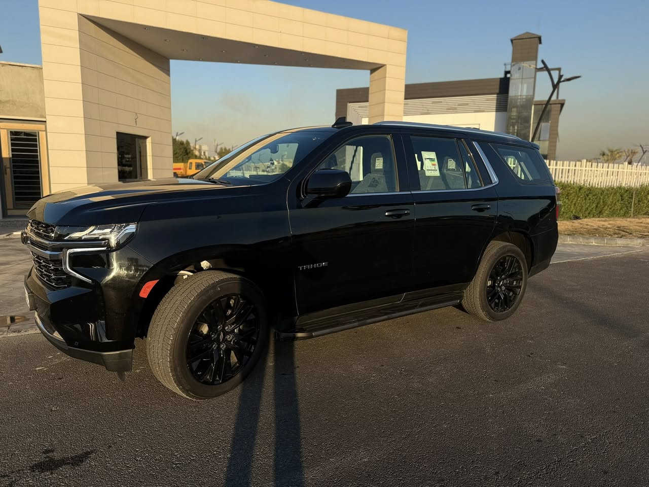 تاهو خليجي.موديل ٢٠٢٤
فئهLT 
رقم بغداد انكليزي 
ويل كروم اسود حجم ٢٢
كشنات  جلد 
علامه. شوفرليت السوده 
جنطه كهربائيه
شاشه حجم كبير كاربلاي 
حساسات امامي خلفي 
ماشيه ٢٨الف حقيقي 
بجم البريمر 
السعر ٤٩
اربع شدات و٩٠ورقه
***********
