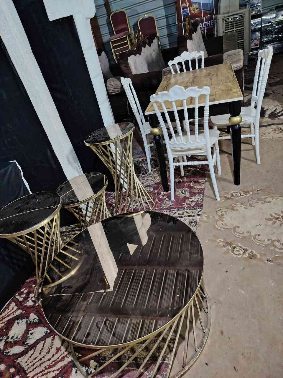 كنتور 5 ابواب حطاطة تكمة استخدام قليل مع كافة انواع الاثاث المنزلي للبيع والمراوس وبأسعار مناسبه للاستفسار راسل الصفحة او اتصل ***********
