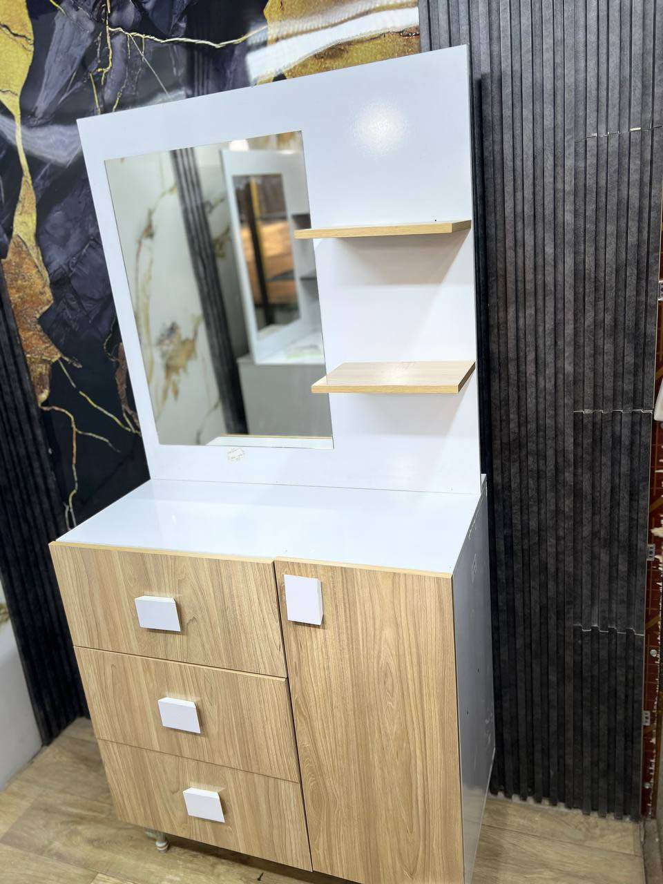 ميز تواليت شغل درجة اولى

 السعر125 الف 

الارتفاع ١٩٠ سم 
عرض ٩٠ سم 
عمق ٤٥

😇😇😇😇
توصيل داخل بغداد مجاني 
اطراف 10
محافظات 15

#شركه3R ⭐️ ⭐️ ⭐️

توصيل داخل بغداد مجاني 
اطراف 10
محافظات 15

#شركه3R ⭐️ ⭐️ ⭐️ بغداد, العراق


**إذا كنت صاحب هذا الإعلان وتريد حذفه لأي سبب، رجاءا أرسل رسالة إلى الدعم الفني**