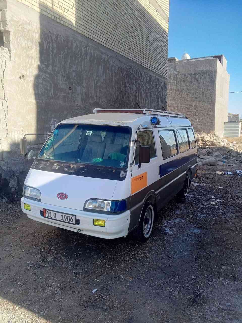 السلام عليكم سياره للبيع موديل 1998 السياره تحويل مباشر السياره معمره جديد السيارع مكينه عل سحك داخل يم وأهاب الجنابي والباقي كله كفاله الخاص مغلق الشراي يخابر رقمي ***********
و ***********
