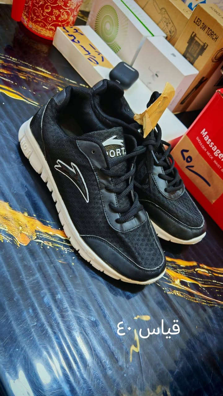 احذيه باله نضيفه سعر القطعه ب8 ثنين ب15 ***********
