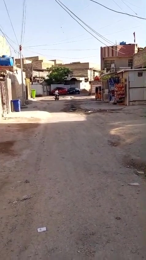 بيت للبيع مساحه 100م بناء طابوك وجديد بحي المنتظر البلديات توجد كل الخدمات قرب مدارس تغلب السعر 90 وبي مجال لاتصال ***********
