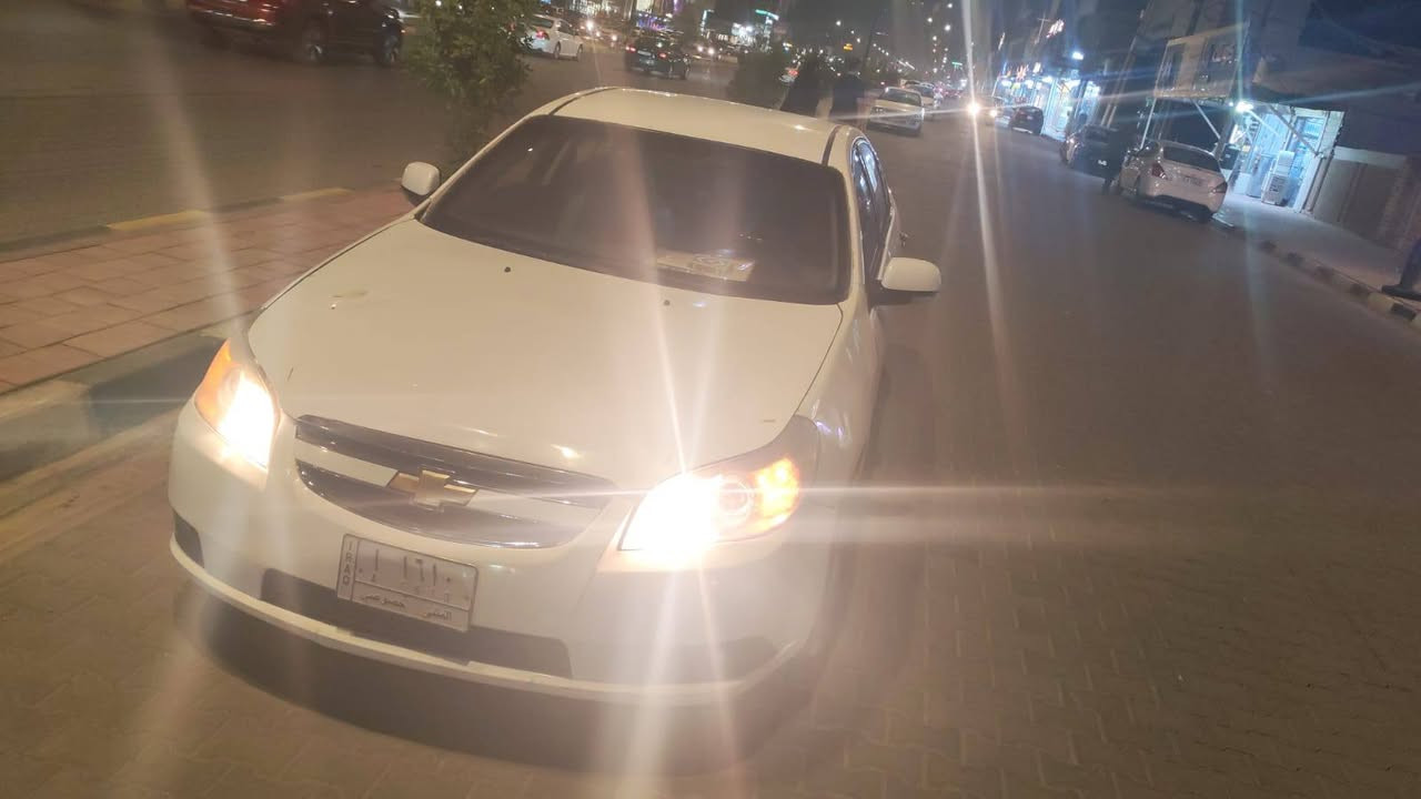 السلام عليكم سياره للبيع 2007 ابيكا رقم مميز محور ياباني مكينه كامري تحوير يخبل بدون اصراف تبريد جيد جدا تخم تاير حداديه حلوه كهربائيات شغاله سنويتها لل 27 مداور ثاني يوم مابيها ضربه ولا صبغ فقط الجاملغ الامامي
السعر 37 
للاستفسار
***********
