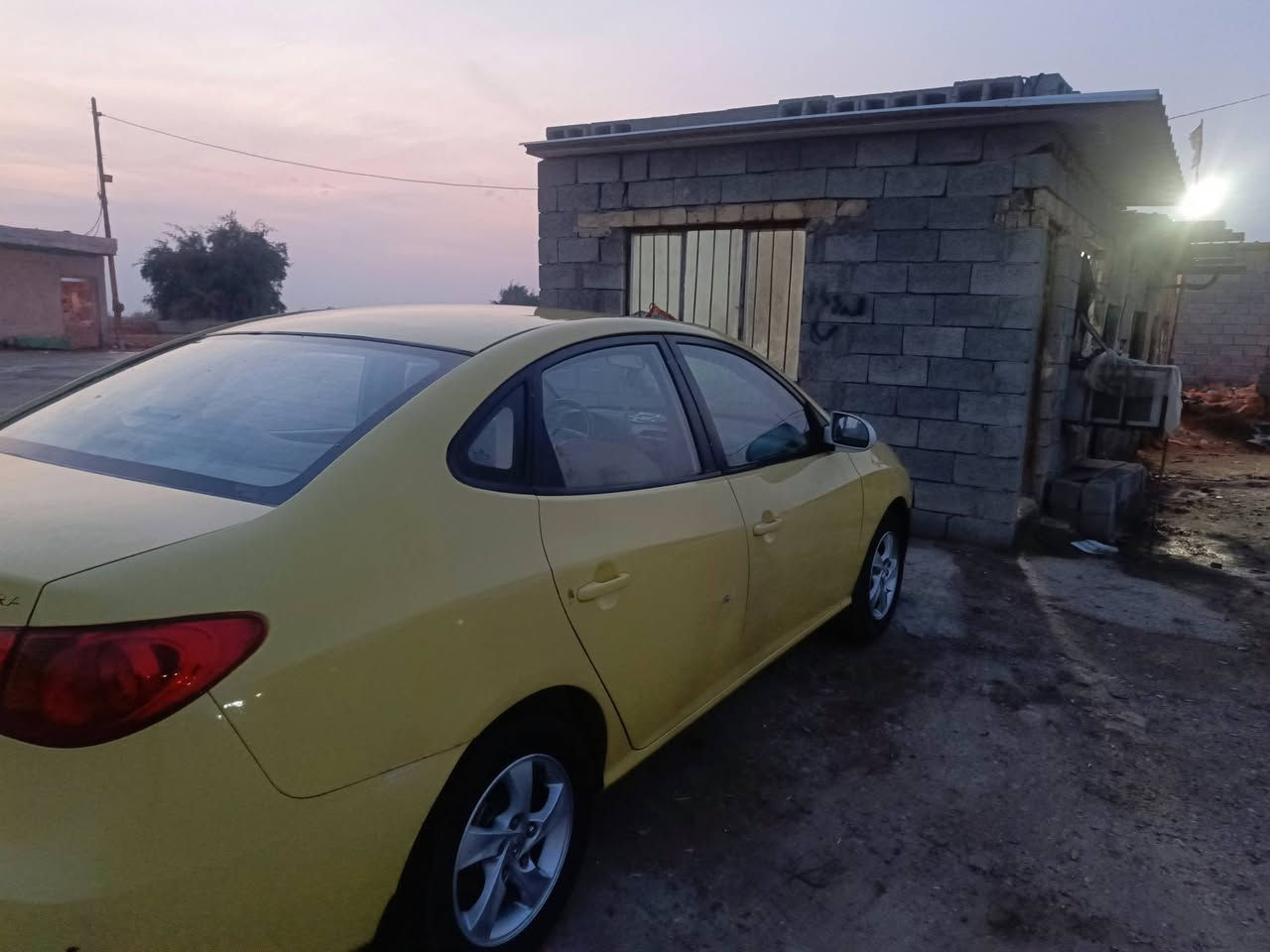 السلام عليكم الانتره 2011كصه جنطه متومه طبق الاصل رقم بغداد السياره جاهزه كير مكينه حداديه كله جديد السياره مال  جاني السعر 42الاتصال ع رقم الاتي***********
