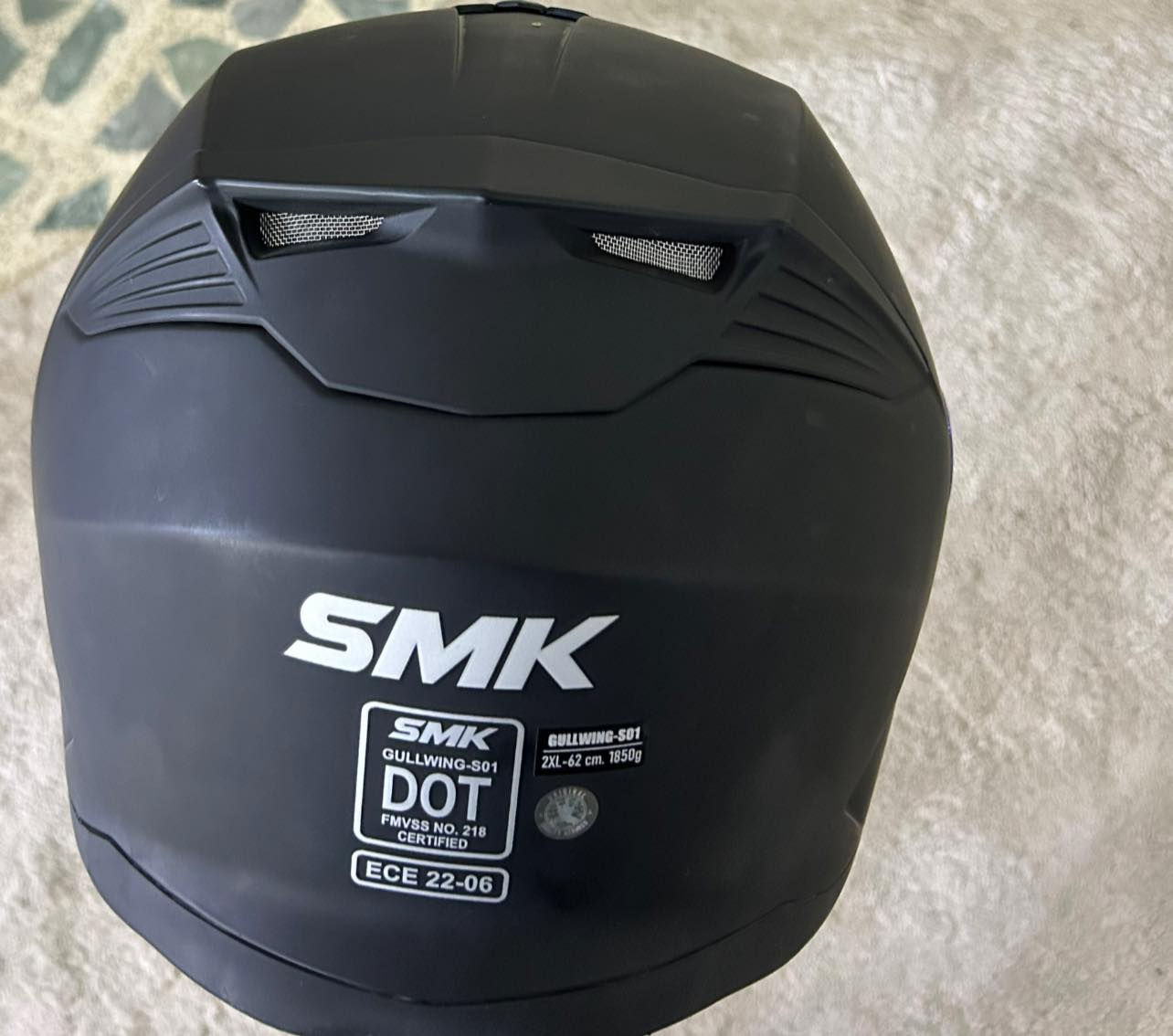 السلام عليكم 
خوذه دراجه اصليه 
مصار شهر من اخذته ب 75
هس ابيعه ب 50 للتواصل ***********
