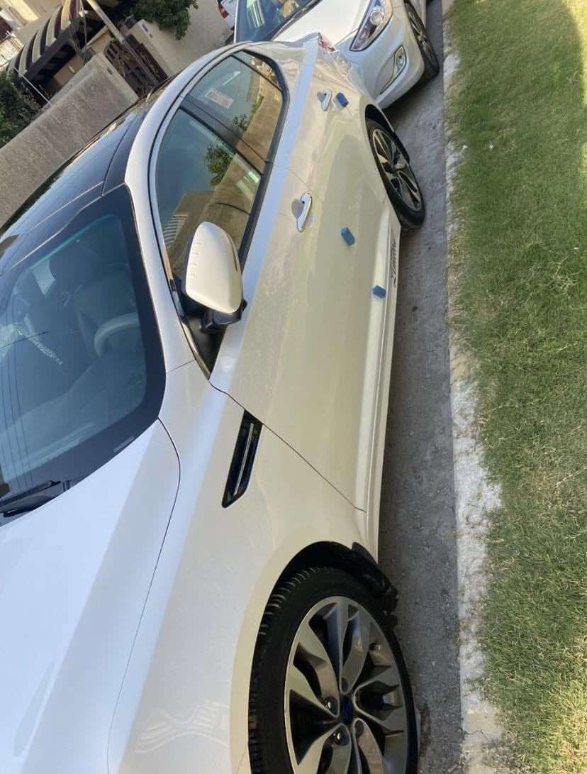 كيا اوبتيما 
خليجي
موديل 2015 Vip فول 1/1
السياره مكفوله من الصبغ وضربه فقط بارد مكانين 
السعر 165 ورقه 
ماشيه 123 الف 
المواصفات 
بصمه 
بنوراما 
زراك لايت
لد امامي وخلفي
كشنات جلد 
كراسي كهرباء 
هند برك دكمه 
صاج ملاكي 
كشنات تدفئه + تبريد 
تبريد شاشه 
دبل كير بالستيرن 
جكمجه ثلاجه 
حساس امامي وخلفي 
كامره 
مري شفط + ترحيب 
بلاجكتر بقلاوه 
لد نهاري خزن كشنات وكشفات 
واكو بعد موصفات غير مذكوره 
مكان الدوره شارع ابو طياره 
رقم الهاتف ***********
