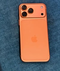 آيفون • ٢٥٦ • بطارية ١٠٠