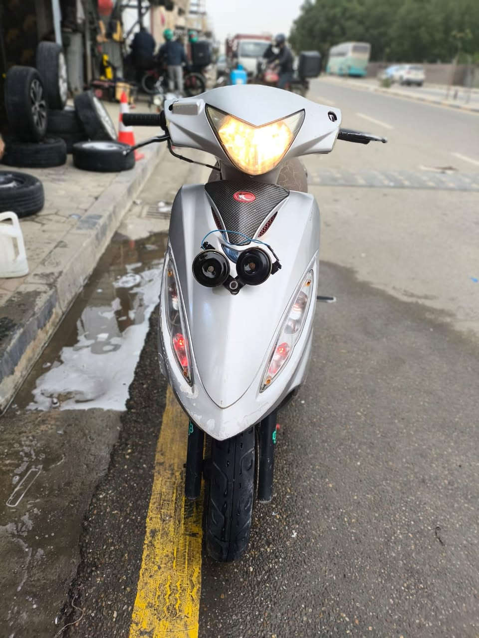 سلام عليكم كانكو للبيع مكينه 150 دراجه كفاله عامه كفرات ختم واحد افحص وين ما يعجبك لا مفتوحه ولا ملف بيها السعر 550 بيها مجال قليل بس للشراي. (***********)
