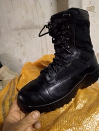 مارينز طبي القياسات من ٤٠ الى ٤٤ تصفية متنوعة عندي ١٠٠ زوج السعر ٣٥ ال...