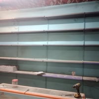 فاترينة • رفوف