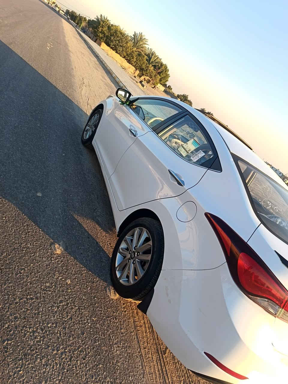 السلام عليكم الانترا 16 خليجي فول موصفات مكفوله كفاله عامه من عده بارده شويه بلجملغ الأمامي والباقي مكفول لاصبغ ولاتبديل حداده جديده ستوني مسوها نفض محرك 1800 وكير ع شرط بسمي السعر ١٣٣ وبيه مجال حك الجيه مكان السياره نجف حي القدس اد2 خلف كراج الجنوبي***********
