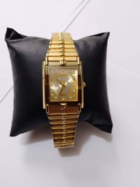 ساعة • سويسروز