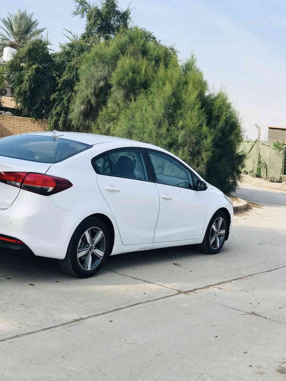 اسلام عليكم
كيا فورتي 2018 للبيع رقم بابل حادثهه جاملغ وبنيد بدون دواخل مكينه 2000 دوش سياره جاهزه مكينه وگير وحداديه وكهربائيات تخم تاير متصرف عليهه الف مكان بابل / الاسكندريه 
سعر 126 
ر. هـ ***********
