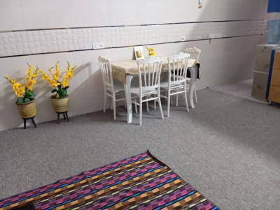 السلام عليكم %بيت للبيت 100متر بناء 2025بناء درجه اولى ومثل مشفون الصور والفيديو العنوان حي البساتين حي السلام بفرع ابو حسين المختار وصاير بصف فرع الزوار قريب ع المنطقه الضباط للاستفسار ع البيت الاتصال ع الرقم *********** بيع نقد فقط
