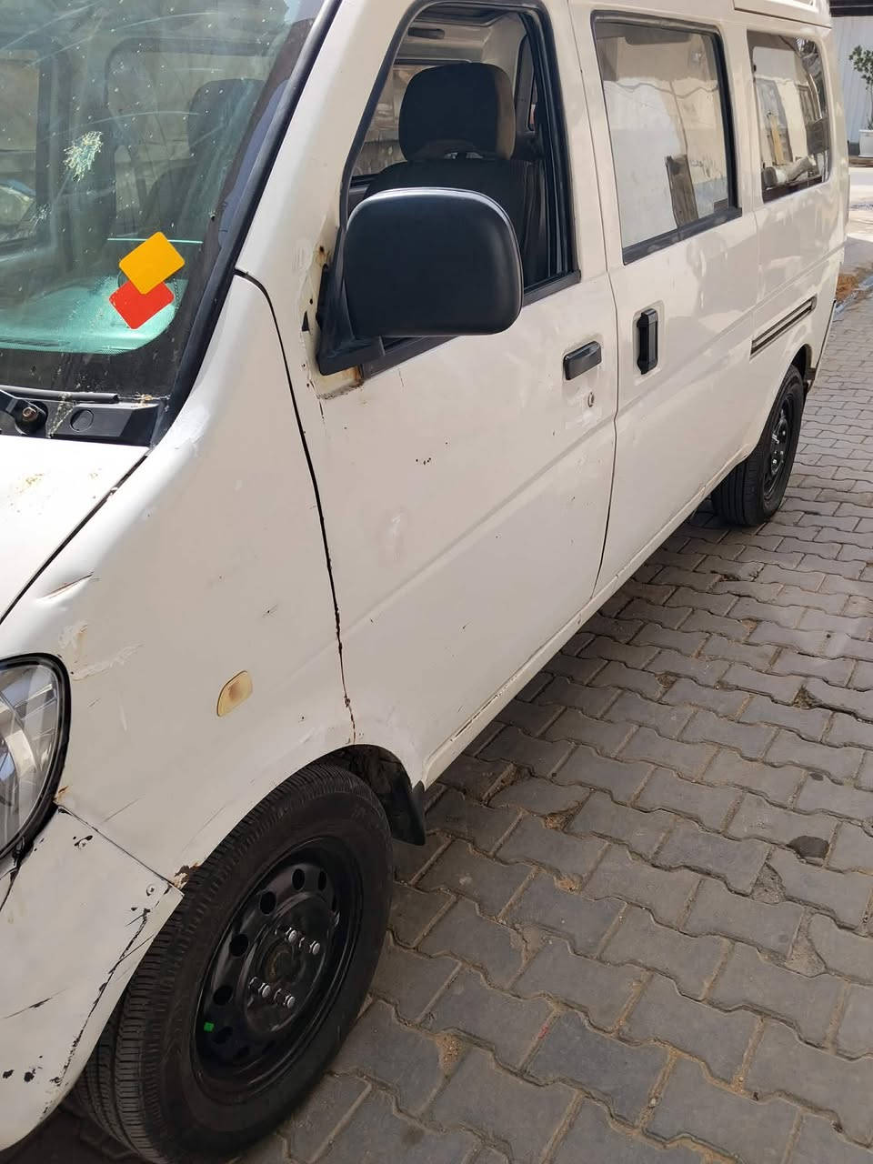 سلام عليكم شباب ليفان 2014محرك وكير خير من الله مصفره هيئة وغرامات شرط التحويل 35وبيهامجال قليل مكاني كاظميه ممتواجد على النت للاتصال ***********
