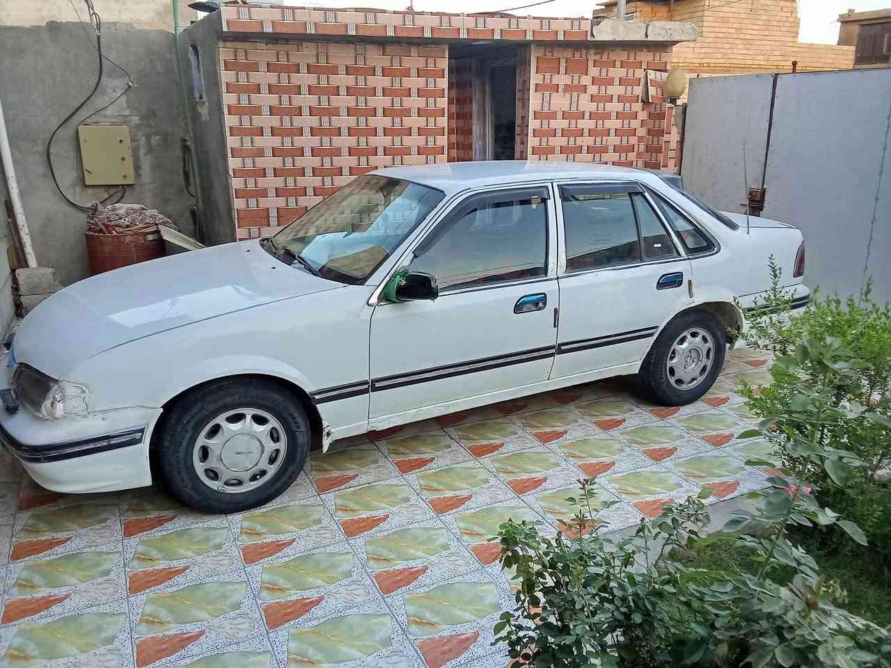 السلام عليكم ورحمة الله وبركاته برنس موديل 95رقم بغداد مكينه بيها بخار خفيف كير اتو سياره جاهزه من كلشي حداديه اماميه وخلفيه خير من الله كهربائيات كلها شغاله تشغيل بصمه لايت زنون سنويه نافذه. ينزل من السعر    السعر 31وبيها مجال لطيبين مكان السياره جبله 
***********.  ***********
