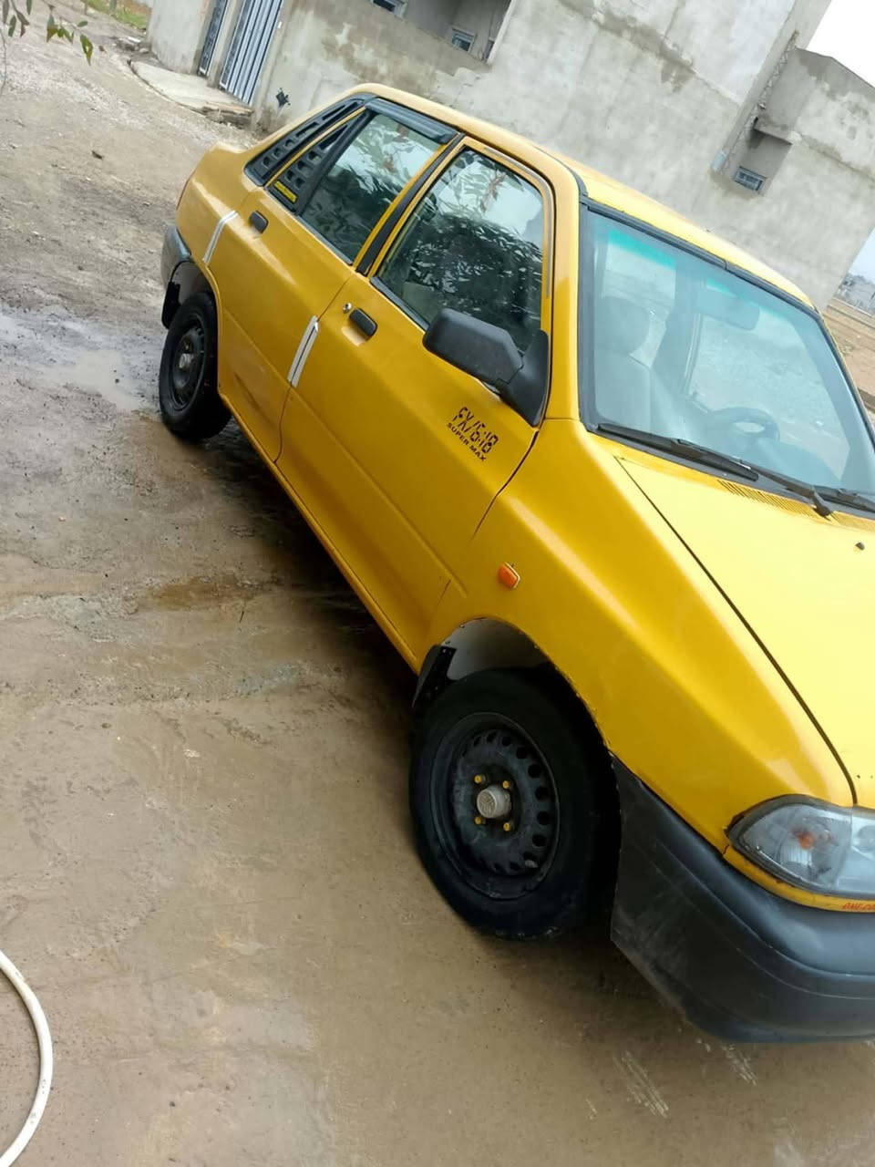 مكلف بلنشر سايبا للبيع موديل 2011عليها هيئة 200وغرامات 200 السعر 18 شرط التحويل والوكالة للاستفسار على ارقم ***********
