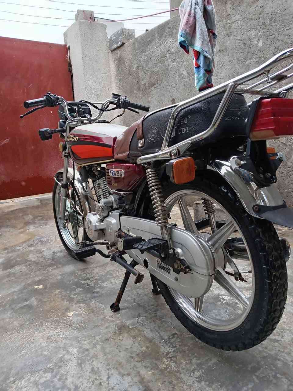 السلام عليكم دراجه نامه ابرو موديل 19.      *********** مكان ديالى الخالص
