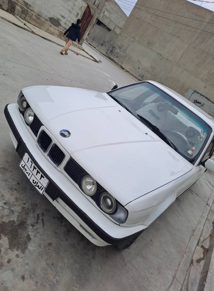 BMW1991.     525 كبس. توماتيك. 30$ سعر  سلايت. ته بريد ساردو كه رم. قبات مواصفات.  سياره. أوه ليات شه رت. به ناو ناكريتن رقم هه ولير سنه وي اوليات. شه رت.  
*********** أربيل, العراق
