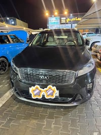 كيا سورنتو موديل 2020 لون جوزي   رقم بغداد أنكليزي   محرك 6سلندر   فول...