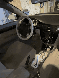 اوبترا 2012 ماشيه 185 الف مكفوله كير مكينه تبريد كلشي جاهز بيهة تخم تاخير حديد صدر امامي خلفي حديد داخلهة كلش نضيف مال شركه ع ايدي 
صارت بيهة هاي ضربه بلباب ابو دراجه ضربهة وهيه واكفه فقط وبعدني ممصلح ابيع ع ضربتهة باقي سياره كفاله قطره صبغ مابيهة  سعرهة90 وبيهة مجال مكاني بغداد شعب
